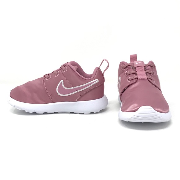 Nike Little Girls Nike Roshe One Satin Rose Pink - Picture 4 of 8